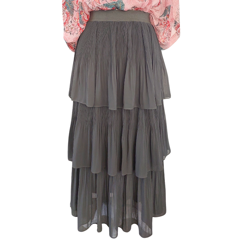 Max forest green tired skirt, size 8/10