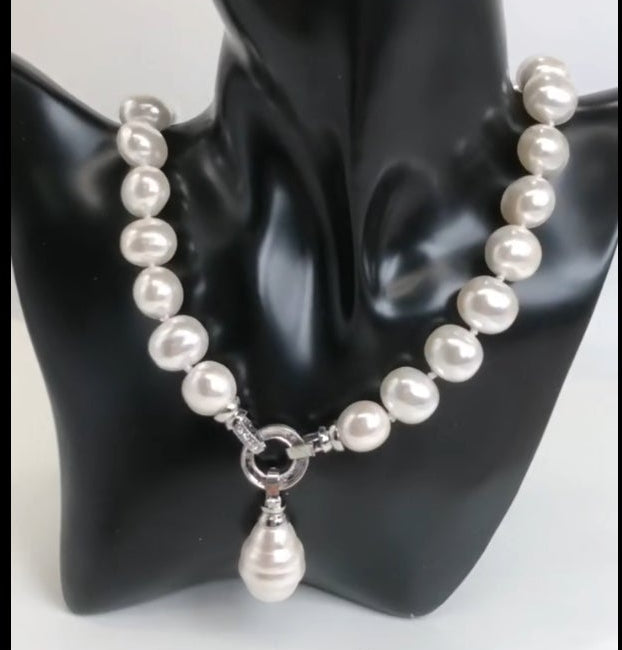 NEW Pearl Necklace with detachable pendant, 44cm, choice of colours
