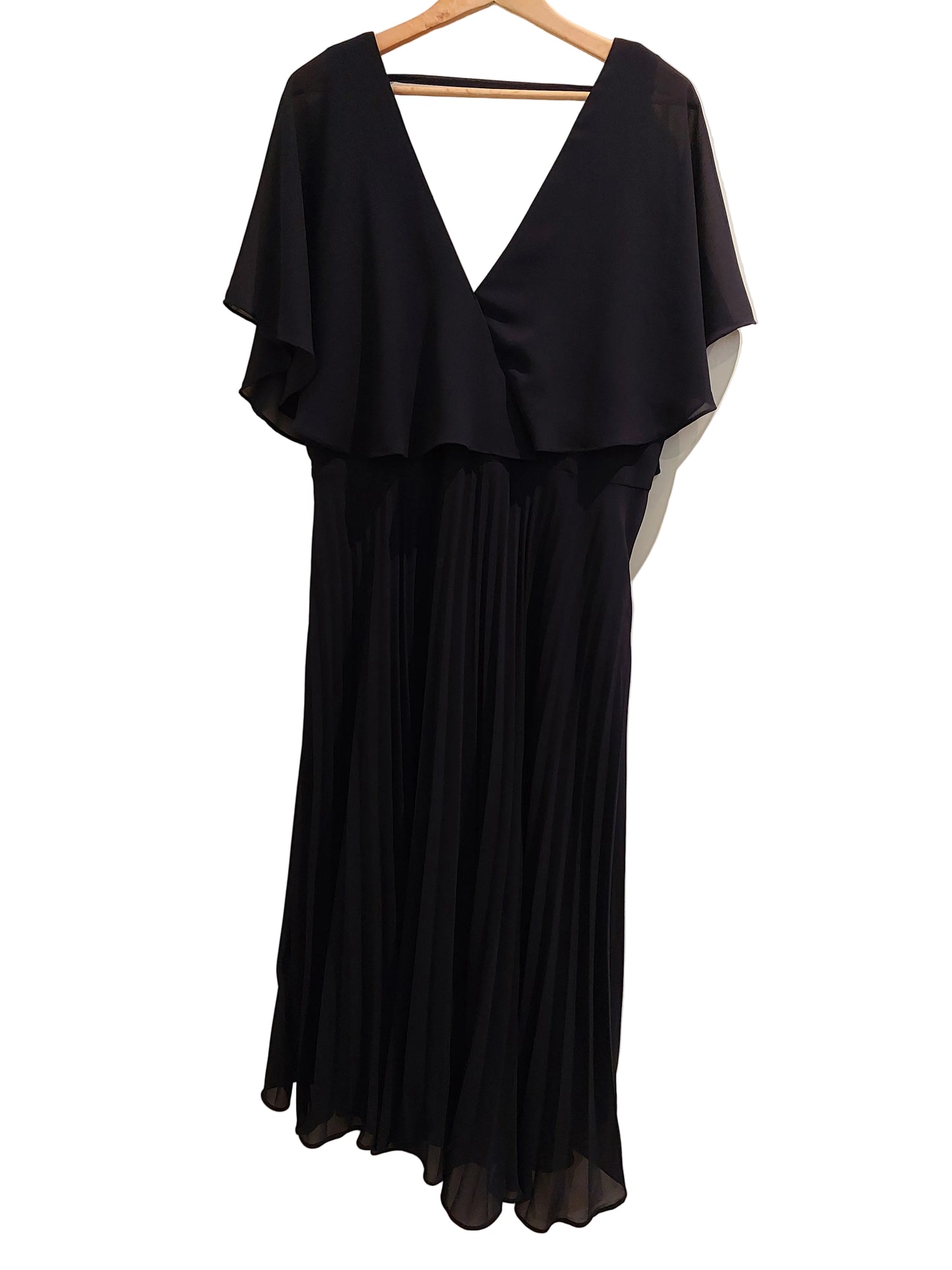 Navy chiffon top pleated maxi formal, size 16-18