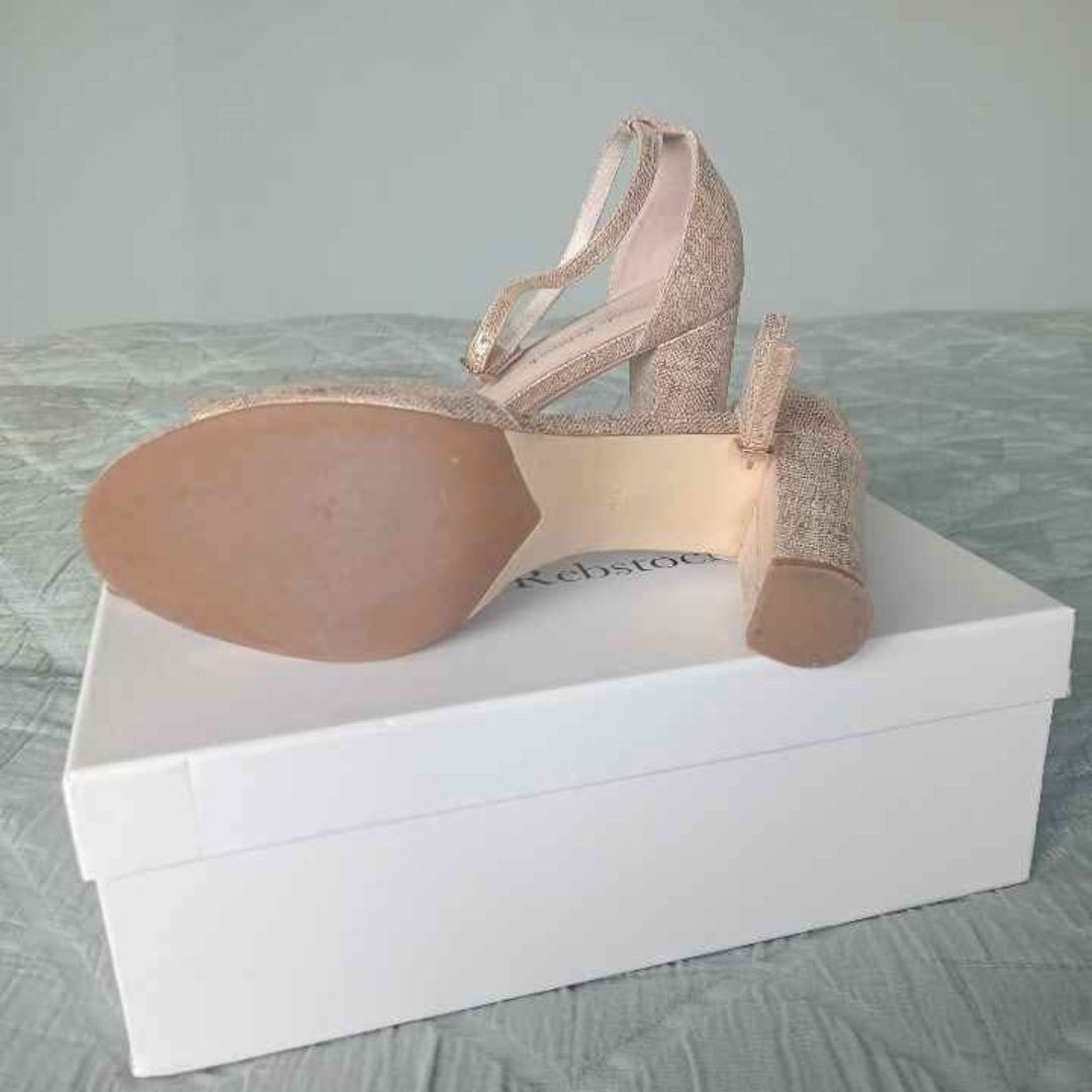 HIRE-Nicole Rebstock gold block heels, size 9