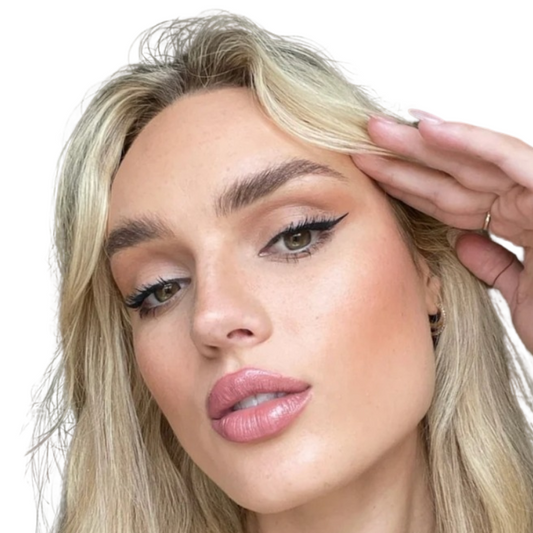 SUZY satin lux formula lipstick 💄, introductory offer!