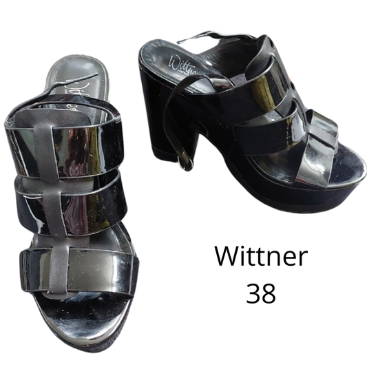 Wittner black patent leather wedge heels, size 38/7