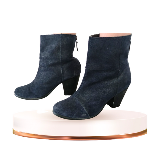 Pulp navy suede ankle  boots, size 6