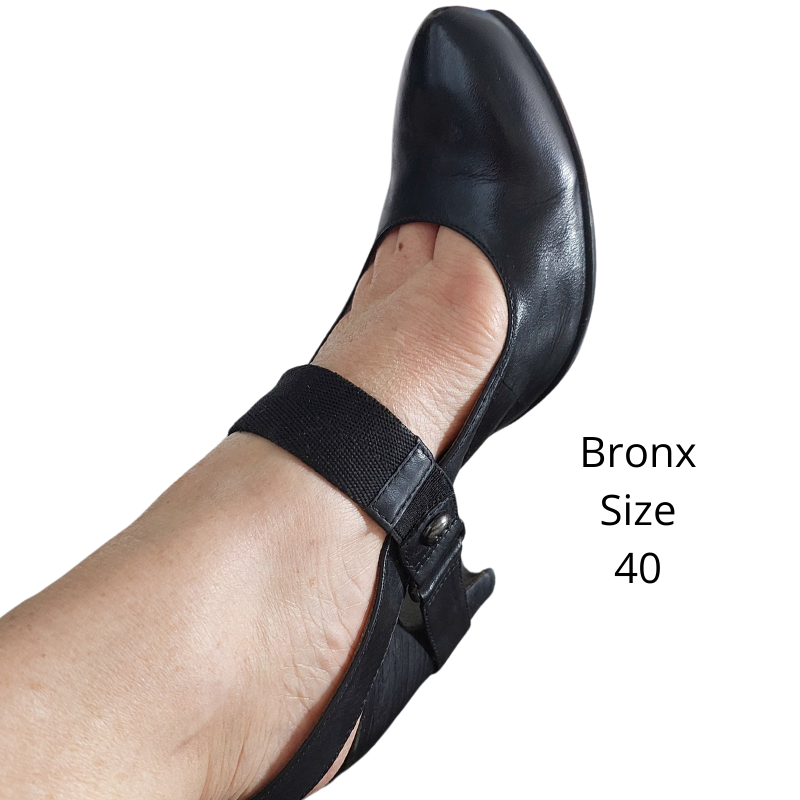 Bronx black leather heels, size 40/9