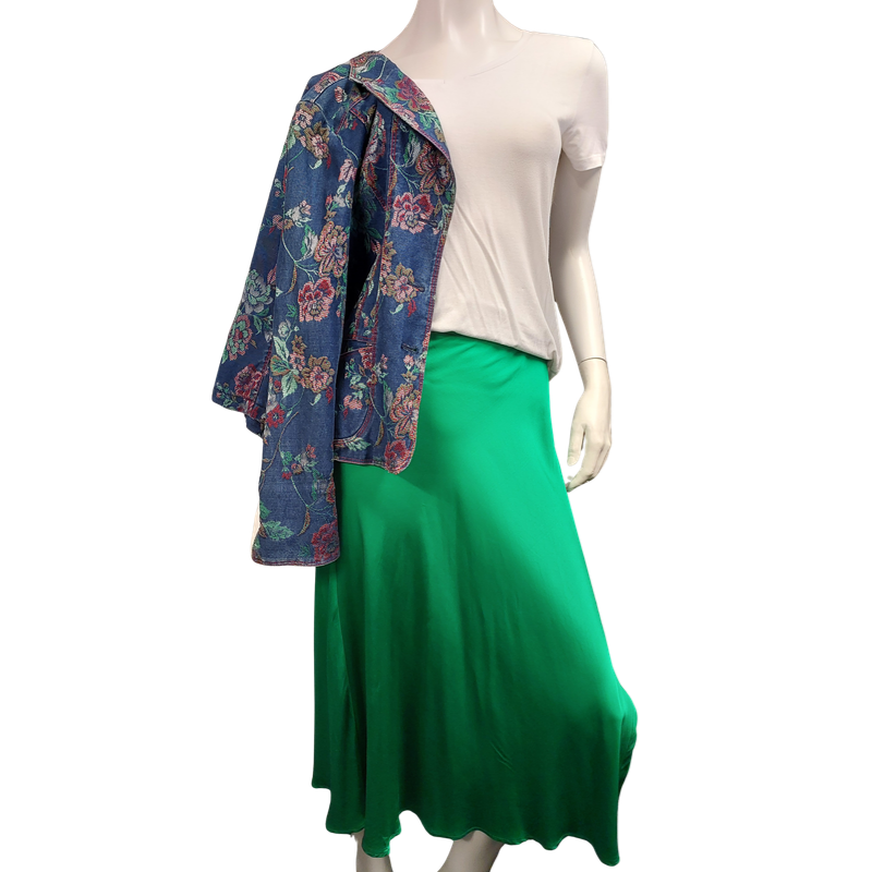Whistle green silky skirt, size 8