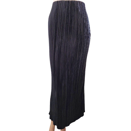 Knufferman black silky pleated skirt, size L/14