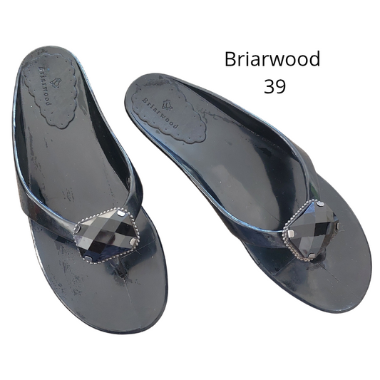 Briarwood black jandals,  size 8