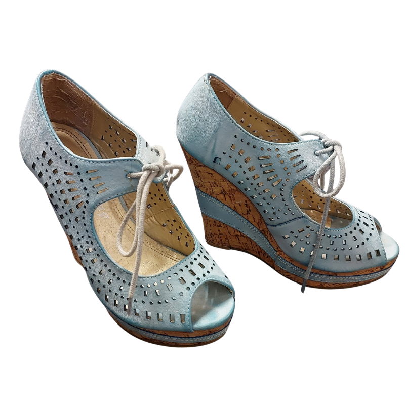 Hearsay blue wedge heels, size 7