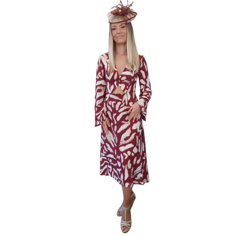 FINDERS cut out front burgundy dress, size 8