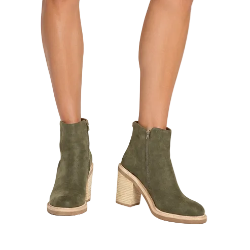 Mi Piaci green suede ankle boots, size 41/10