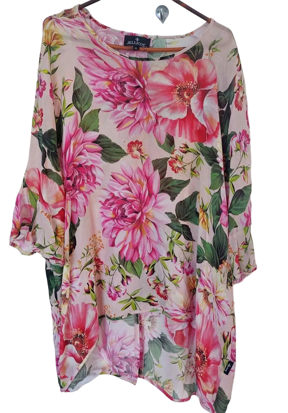 Jellicoe pink floral top, size size 16-18, retail $209