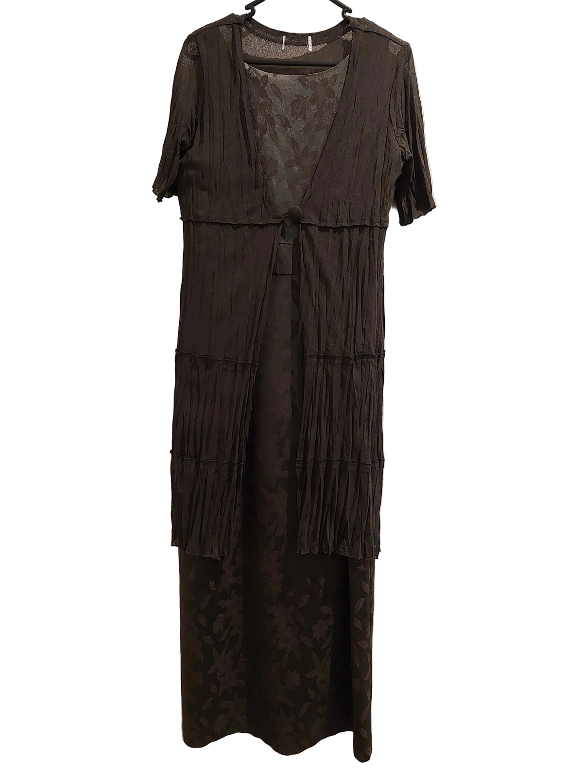 Annah S green embossed floral formal dress, size 12