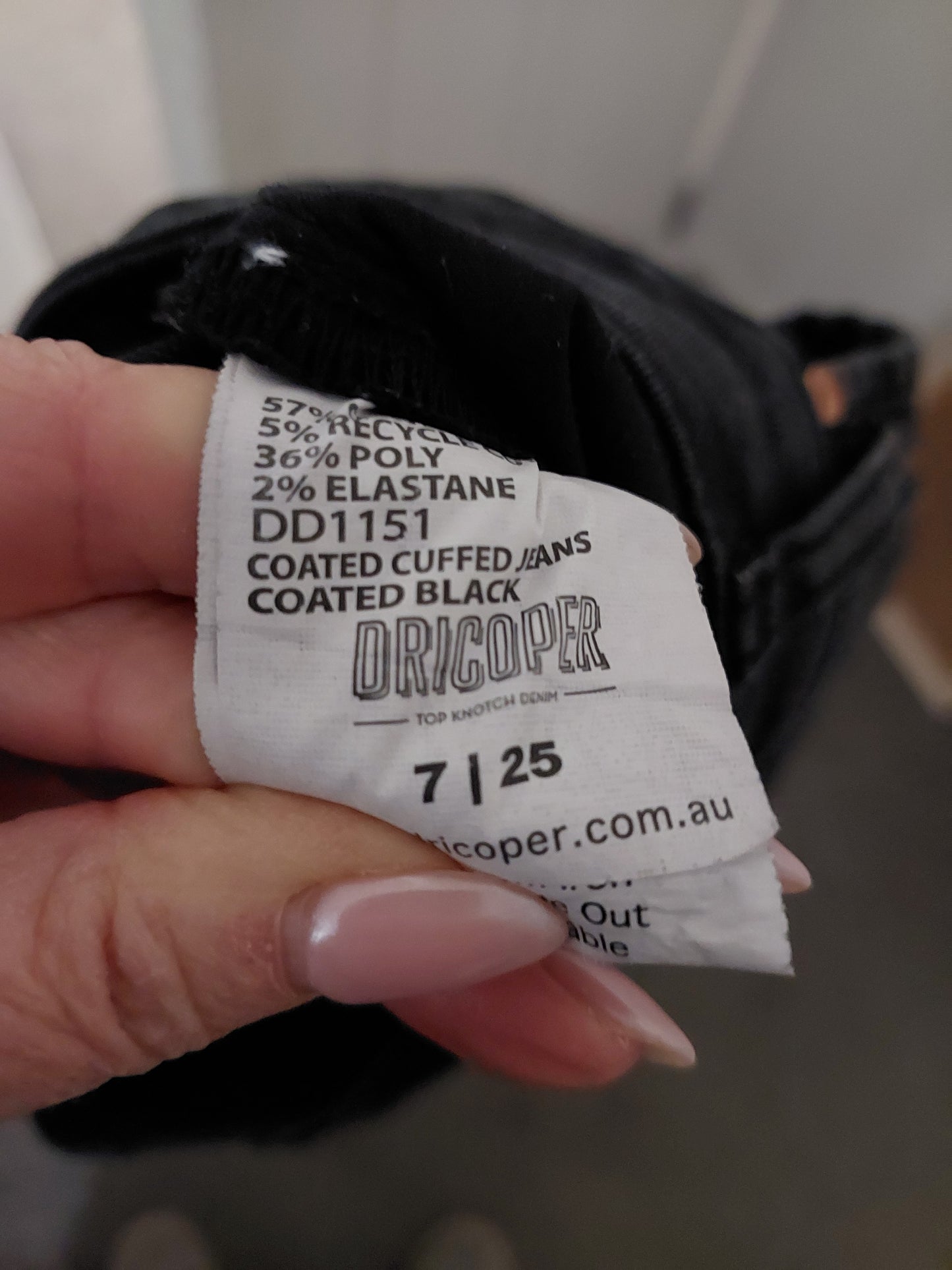Dricoper distressed black  jeans, size 7/25