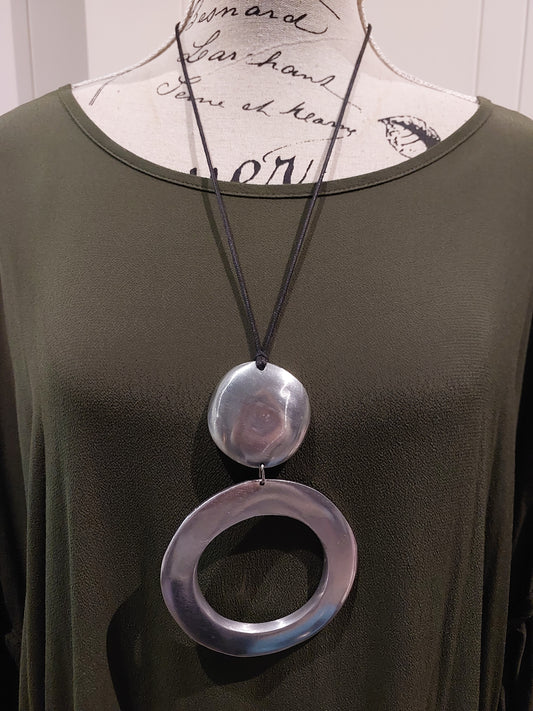 Chunky silver pendant/necklace