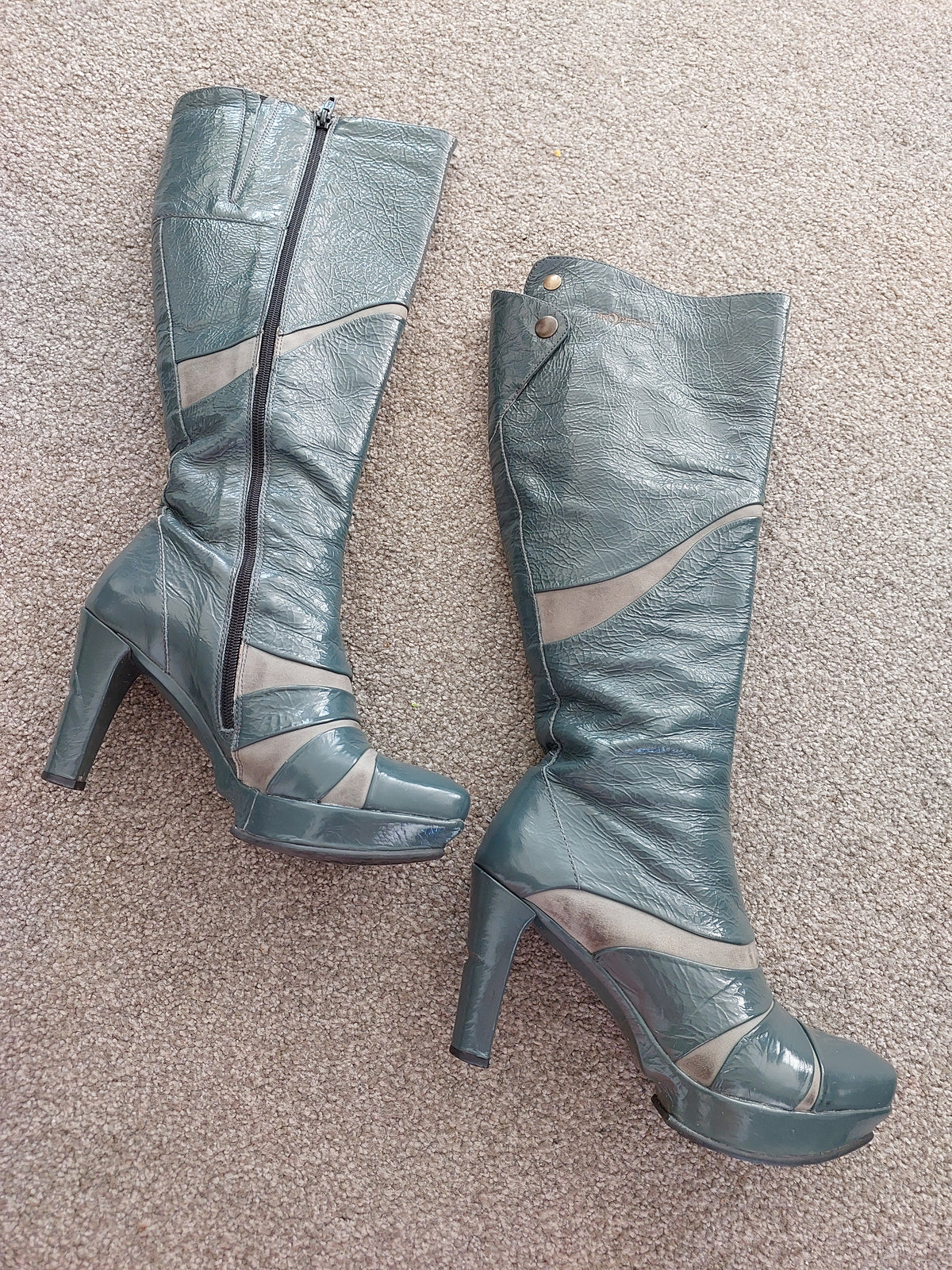 Prophecy teal patent leather knee high boots, size 36/5