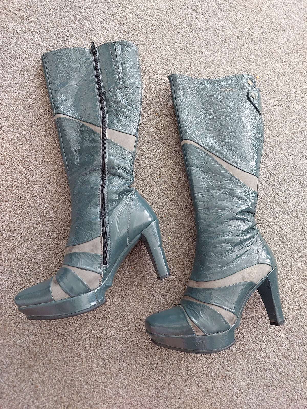 Prophecy teal patent leather knee high boots, size 36/5