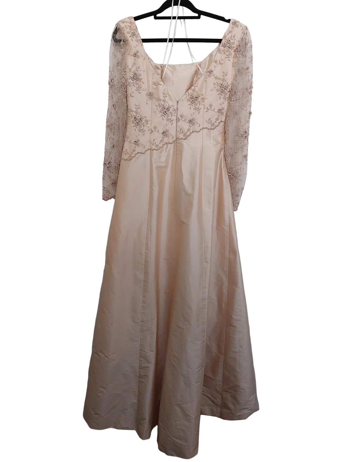 Melbourne Cream/ butterscotch silk wedding dress 12/14, Retail $3000