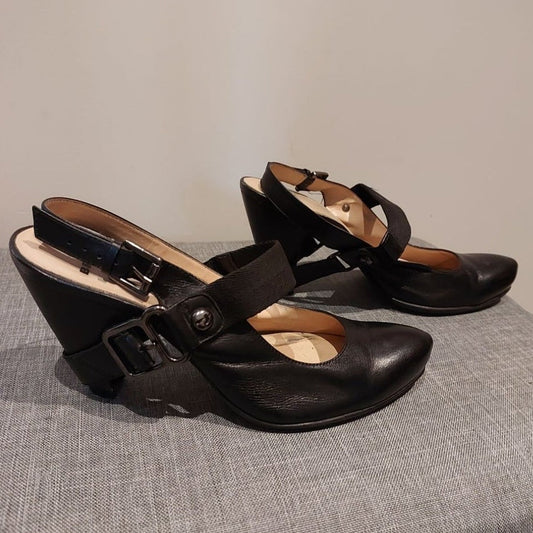 Bronx black leather heels, size 40/9