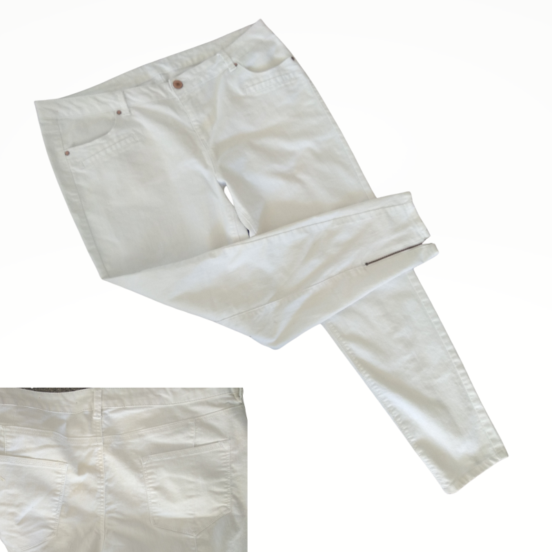 White cotton jeans, size 18/20