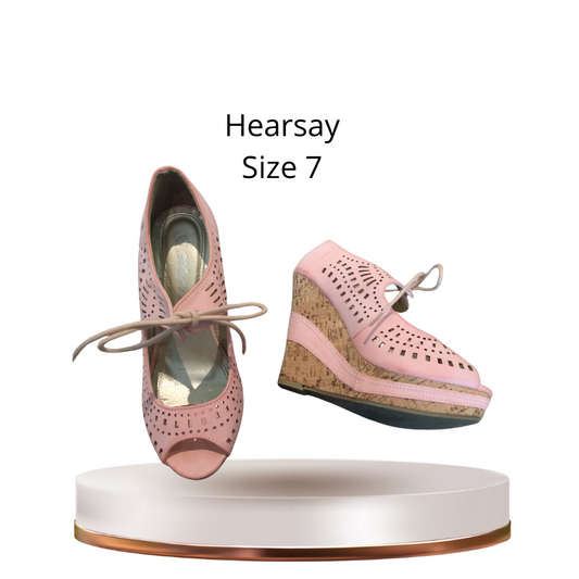 Hearsay peach platforms,  size 7
